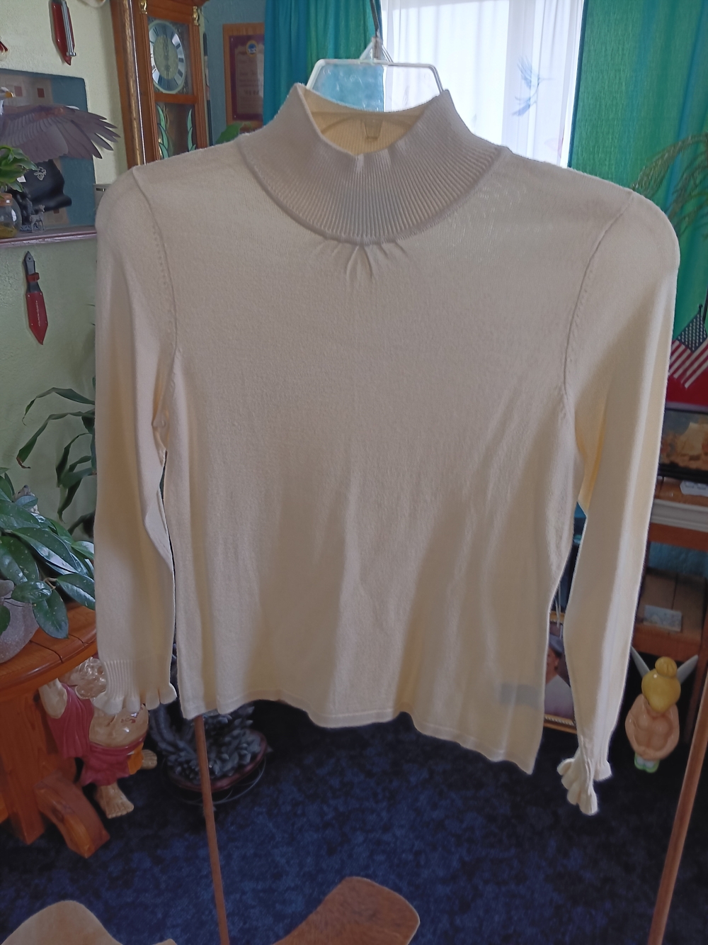 Ann Taylor Cream Ribbed Mock Neck Long Sleeve Top